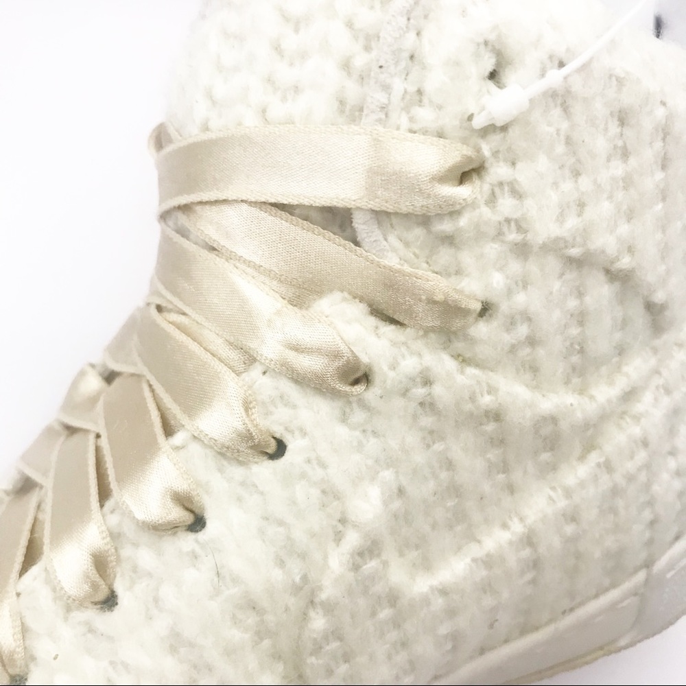 Nike Air Royalty VT TZ Knitted | Tweed Women's Sz. 7 | Off Wht Nike Air NEW Swan - Picture 9 of 12